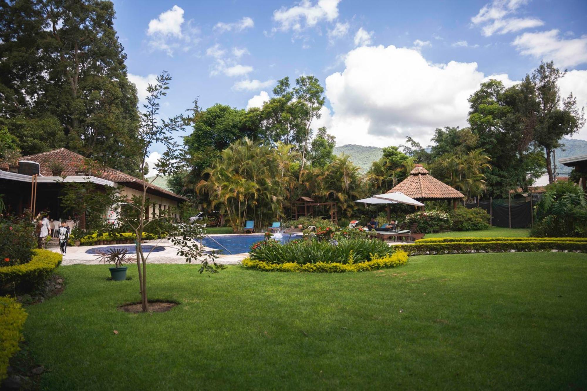 Hotel Real Plaza Antigua Exteriér fotografie
