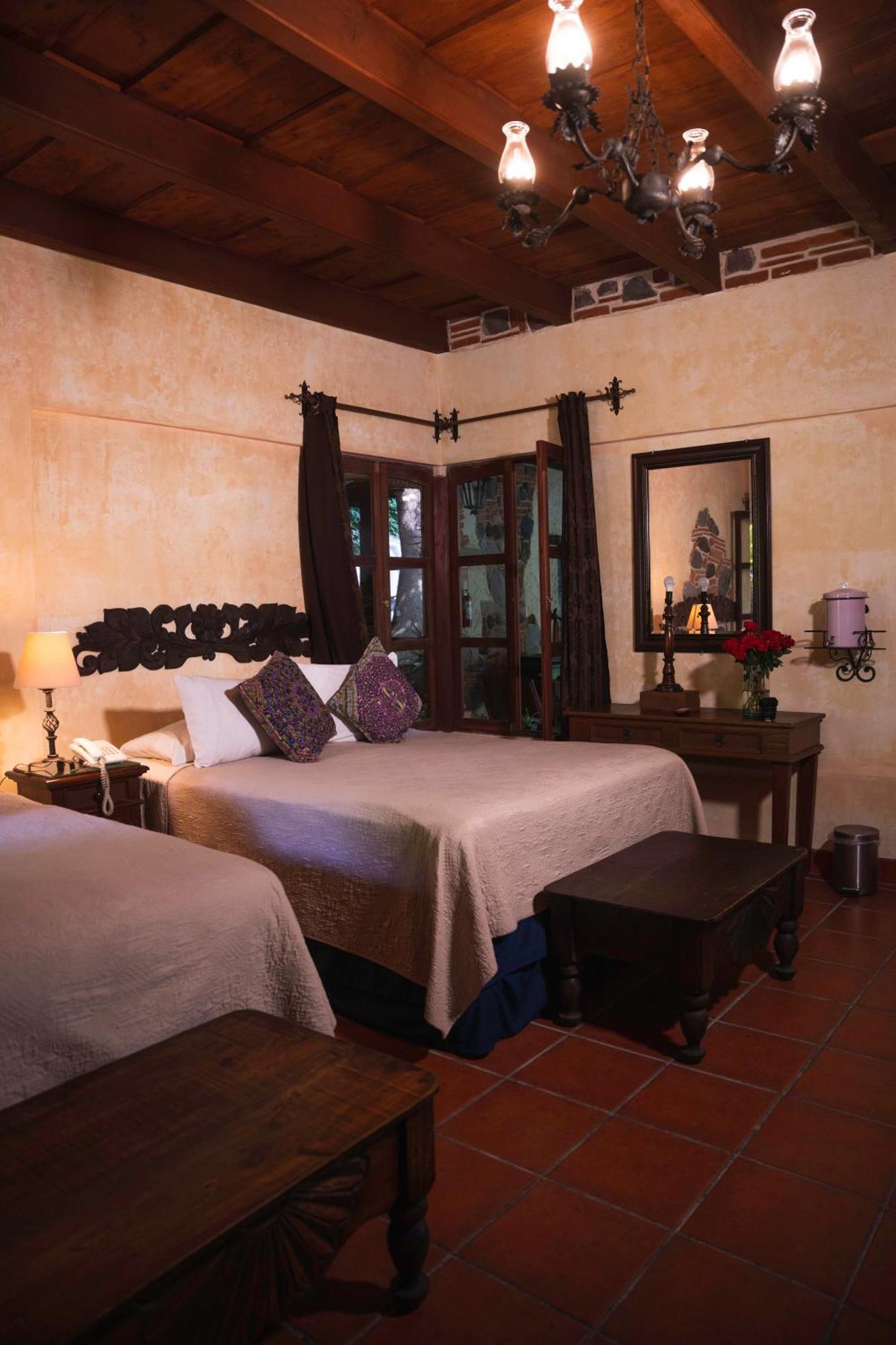 Hotel Real Plaza Antigua Exteriér fotografie